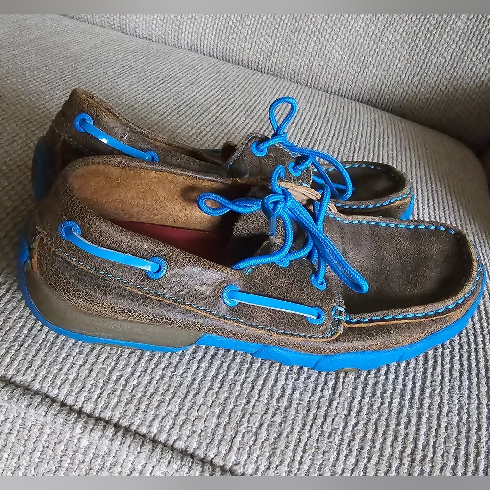 Twisted X size 5.5M